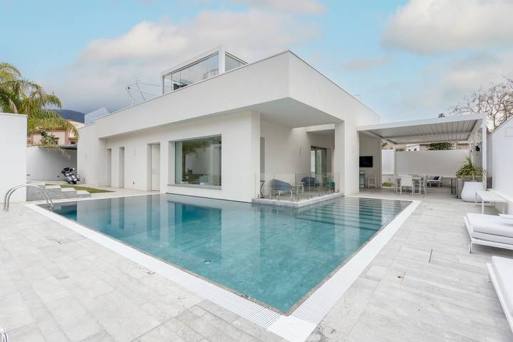 Maison de vacances pour 5 personnes, avec Jacuzzi et Jardin à Palerme