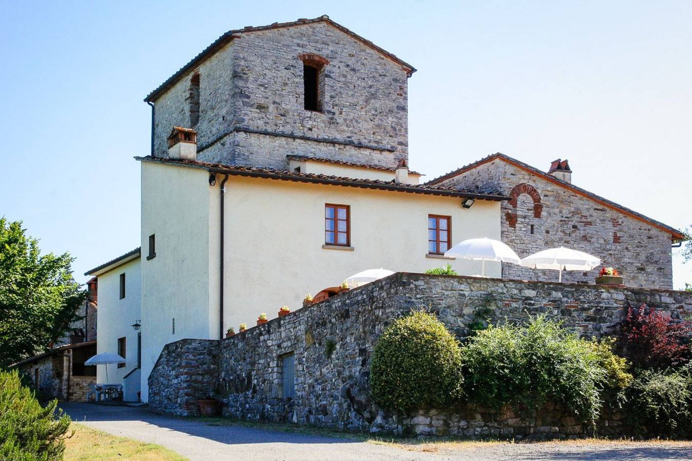 Appartement entier, Appartement Monte avec piscine panoramique au cœur du Chianti in Pontassieve, Chianti