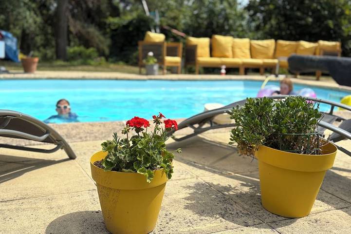 Gîte pour 4 personnes, avec jardin et piscine à Barran