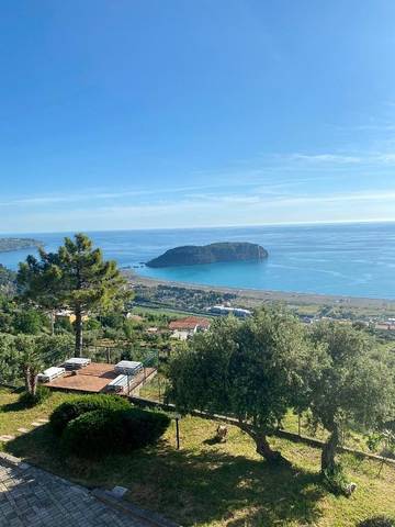 B&b per 2 persone, con panorama e giardino nonché terrazza a Praia a Mare