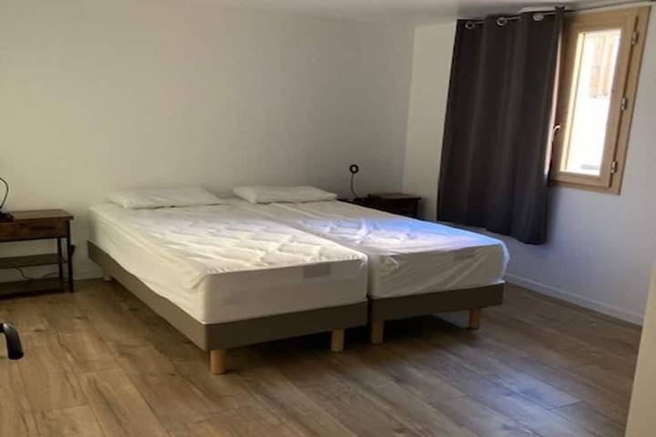 Gîte pour 14 personnes dans Longefoy - 4