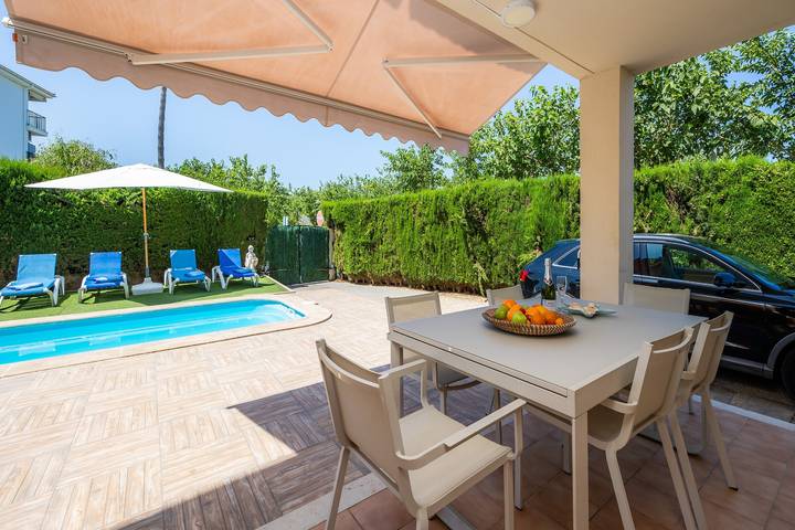 Ferienhaus für 8 Personen, mit Garten - 1