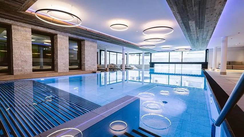 Hotel für 3 Personen, mit Whirlpool und Sauna sowie Garten und Balkon in Altenmarkt im Pongau - 4