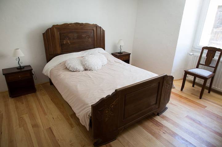 Location de vacances pour 15 personnes, avec terrasse à Compeyre - 2