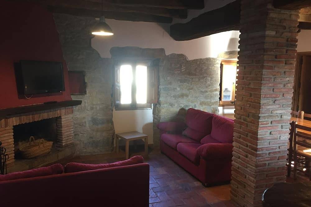 Mas el coll (La Cambreria) in Rupit i Pruit, Spanish Pyrenees