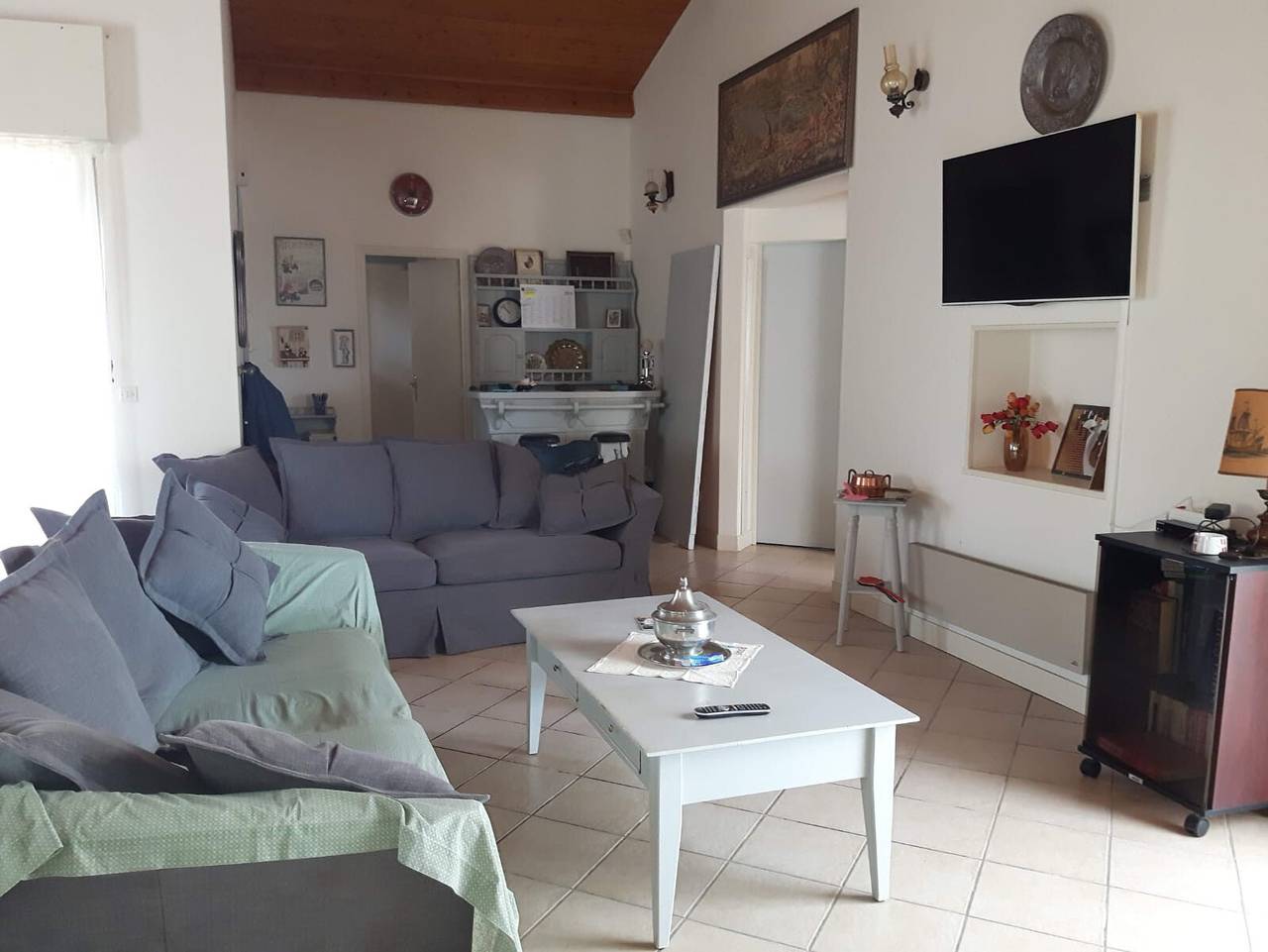 Maison Jasmin: Holiday Home with Private Pool, Terraces, and Wi-Fi in Corme-Écluse, Saintes region