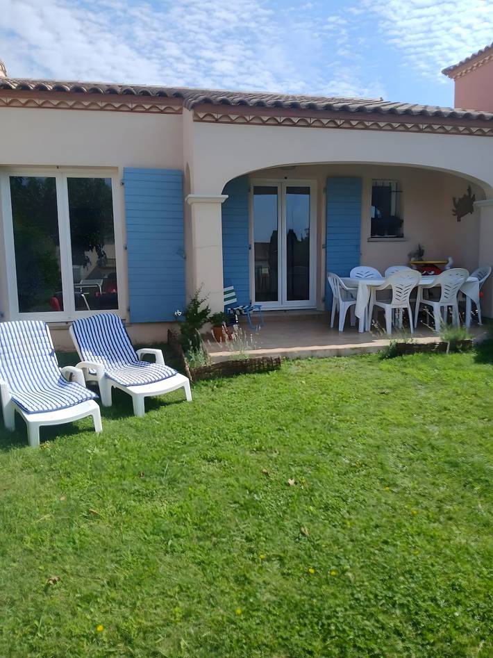 Maison de vacances pour 4 personnes, avec Jacuzzi et Jardin ainsi que Bassin pour enfant et Sauna près du Canal du Midi