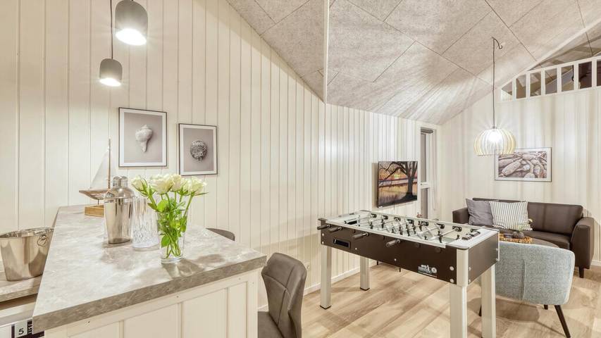 Ferienhaus für 16 Personen, mit Sauna und Garten sowie Terrasse in Jesendorf - 4