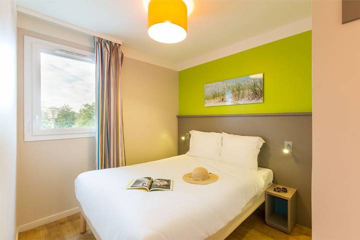 Location de vacances pour 6 personnes, avec piscine, adapté aux familles à Courseulles-sur-Mer