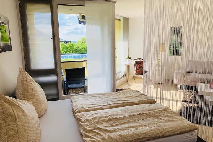 Ferienwohnung für 2 Personen, mit Balkon in Bad Urach - 2