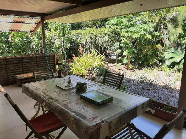 Lodge pour 2 personnes, avec terrasse et vue, animaux acceptés