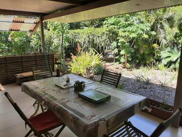 Cottage pour 2 personnes, avec vue et terrasse à Païta