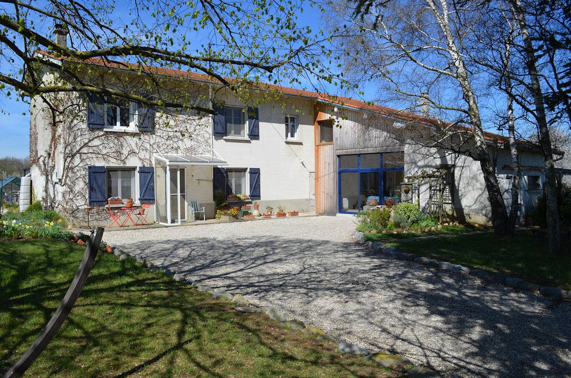 Le Mas des Plantées - Chambre Dauphiné in Saint-Sorlin-de-Vienne, Région de Vienne