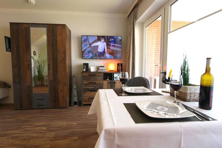 Ferienwohnung für 2 Personen, mit Terrasse, mit Haustier in Wenningstedt - 4