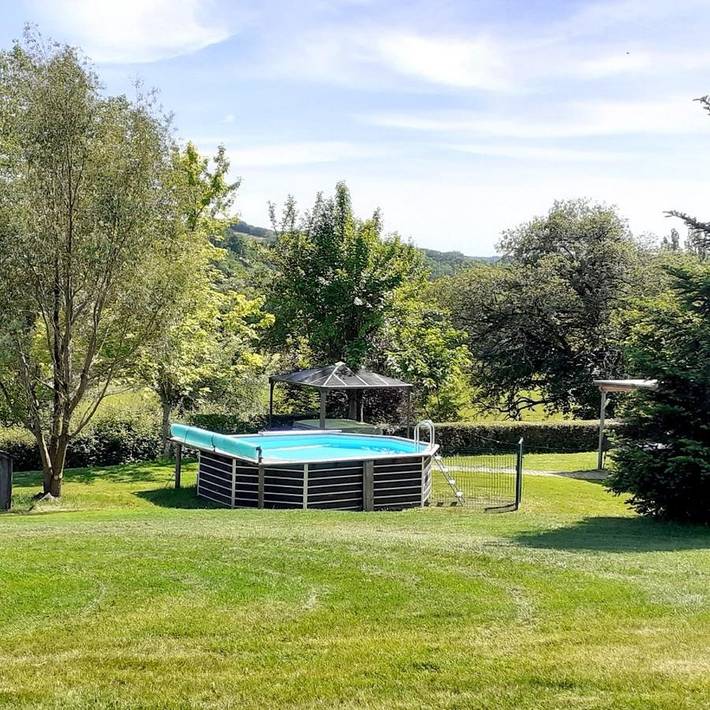 Location de vacances pour 4 personnes, avec jardin ainsi que jacuzzi et piscine à Peyrusse-Grande - 2