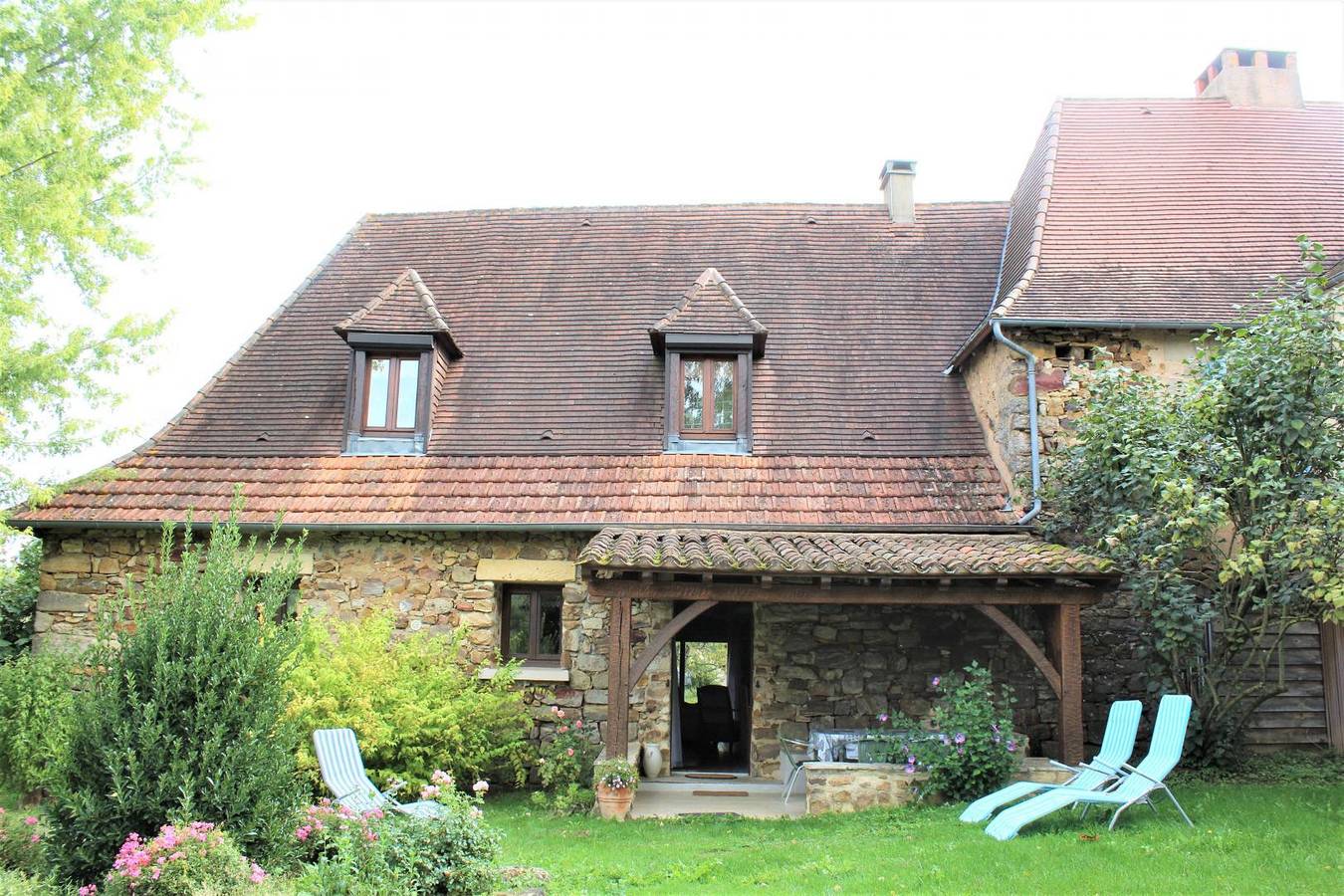 Gîte for 6 People in Saint-Amand-de-Belvès, Périgord Noir