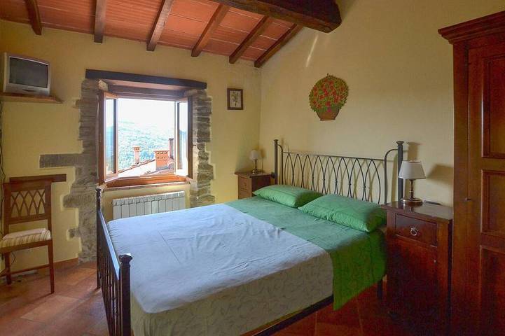 Pet friendly home in Pratovecchio Ar in Pratovecchio Stia, Casentino