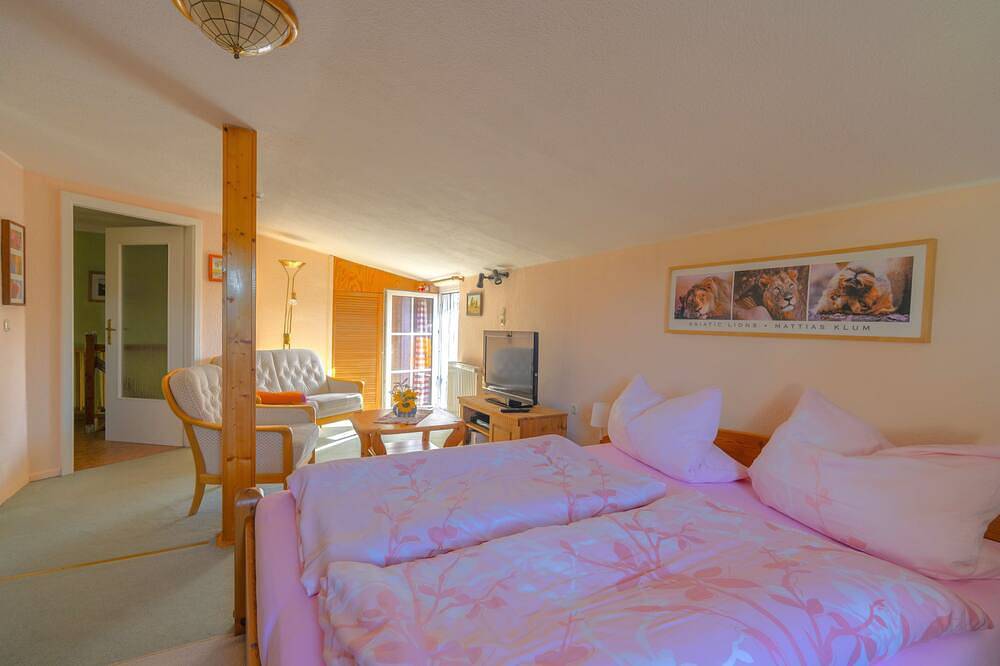 Ganze Wohnung, Ferienwohnung Olhöft mit großem Balkon in Mölschow, Usedomer Norden