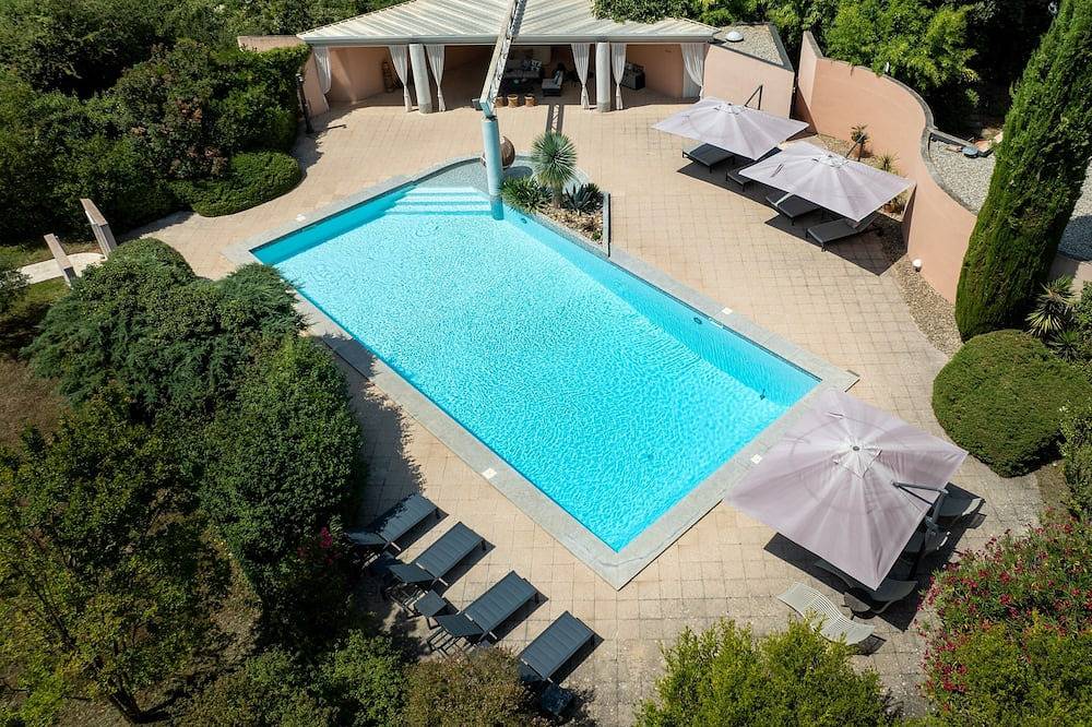 Magnifique Villa Contemporaine 5* Dans Un Parc Paysager De La Campagne Aixoise in Saint-Cannat, Région d'Aix-en-Provence