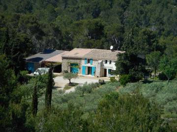 Location de vacances pour 10 personnes, avec terrasse à Mailhac