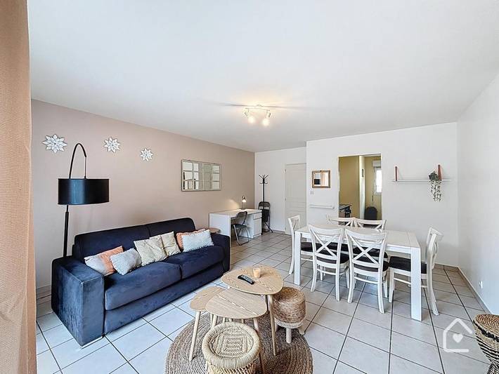 Location de vacances pour 8 personnes, avec jardin et terrasse, animaux acceptés à Poitiers