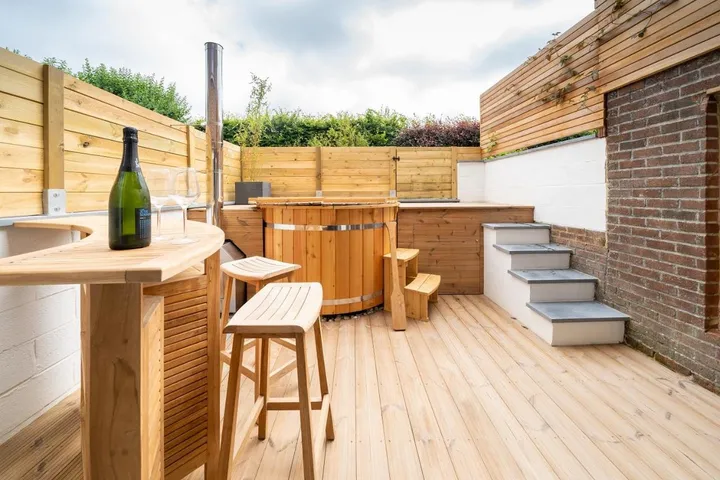 Apartamento de vacaciones para 4 personas, con jardín además de piscina y vistas - 1