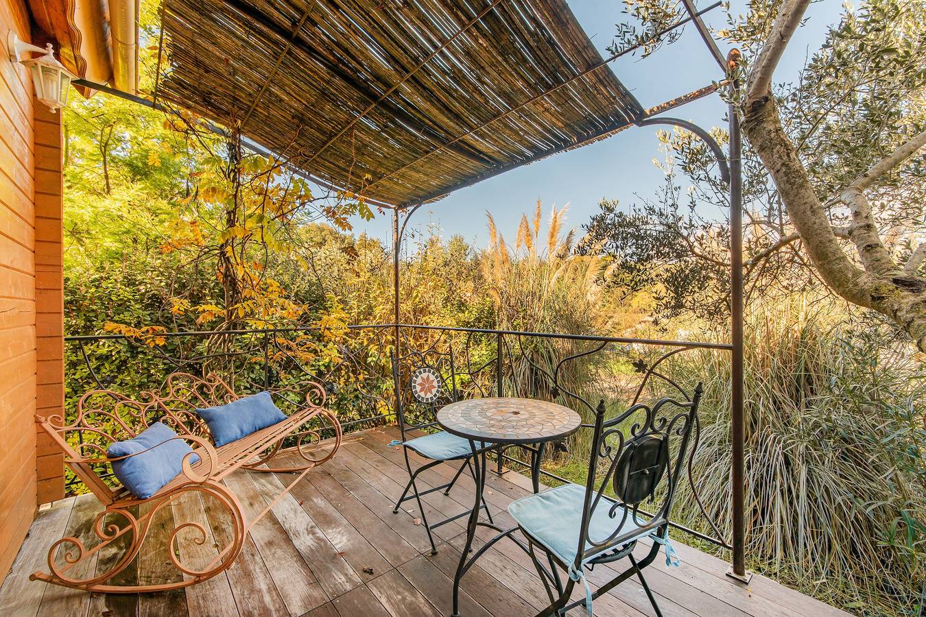 Ganze Wohnung, Ferienwohnung für 2 Personen mit Garten in Correns, Brignoles Region
