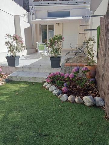 Gîte pour 4 personnes, avec terrasse à Millas