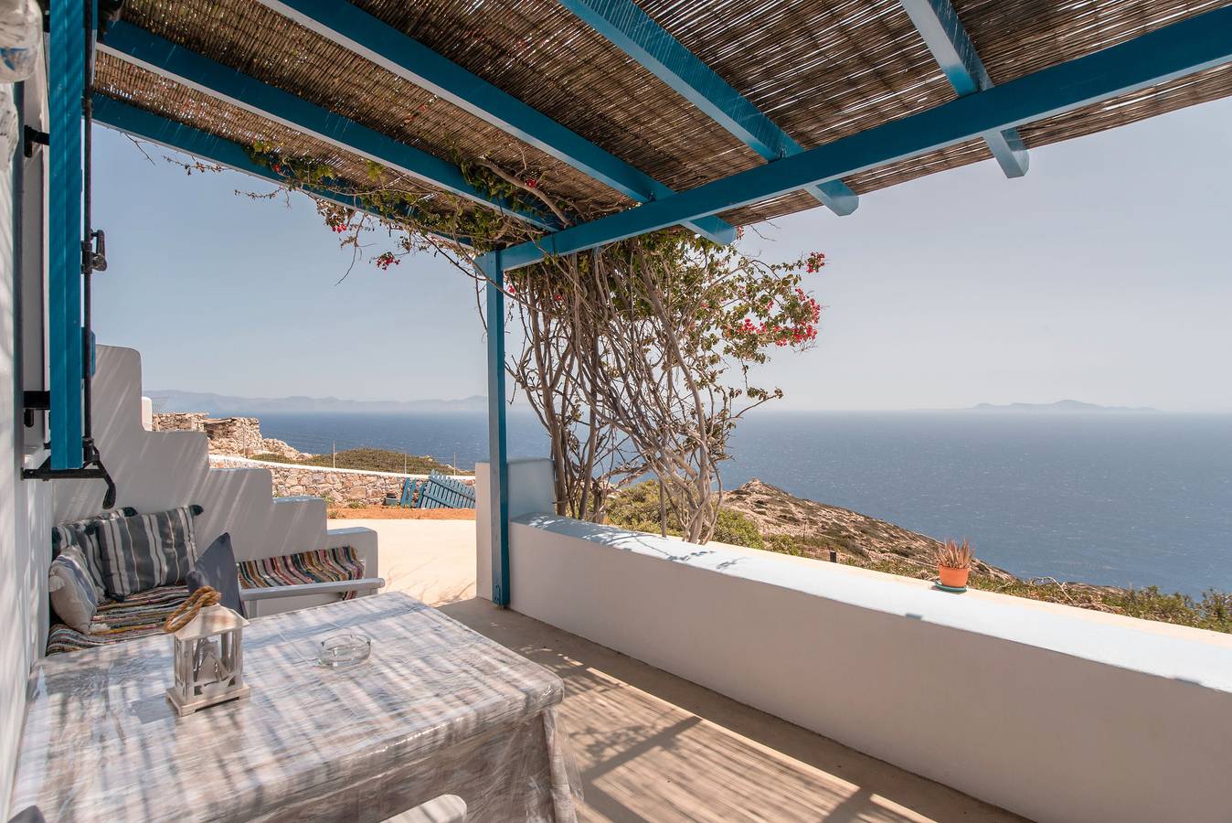 Holiday Home 'Mesaria' with Sea View, Wi-Fi and Air Conditioning in Δονούσα, Κυκλάδες