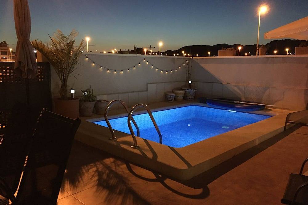 Modern Villa with sea views, close to beach. Air Con, Internet, Wifi & Sunsets ! in Puerto de Mazarrón, Mazarrón
