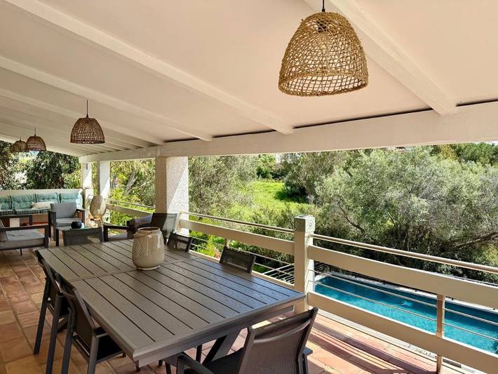 Villa pour 10 personnes, avec terrasse et jardin ainsi que vue et piscine dans Sagone - 3