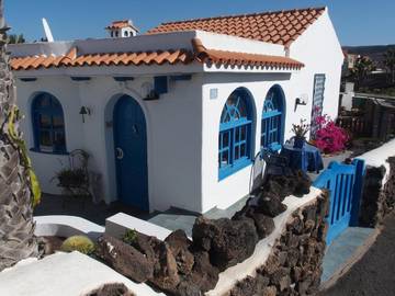Gîte pour 4 personnes, avec vue et jardin à La Pared
