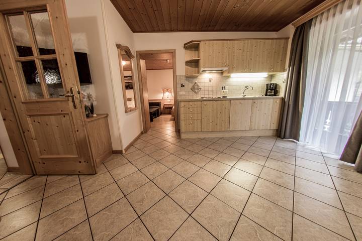 Ferienwohnung für 5 Personen, mit Balkon und Garten am Pragser Wildsee - 3