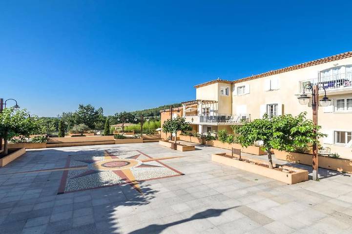 Entire apartment, 3 room apartment - Domaine de Camiole **** in Callian in the var in Callian, Draguignan region