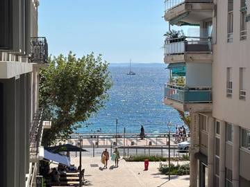 Gîte pour 4 personnes, avec vue et balcon dans Gare De Saint Raphael Valescure
