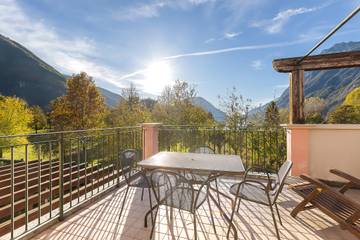 Gîte pour 4 personnes, avec terrasse et vue sur le lac, animaux acceptés dans Porlezza