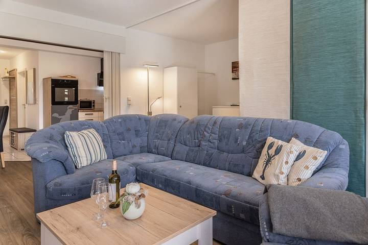 Ferienwohnung für 5 Personen, mit Terrasse in Harlesiel - 3