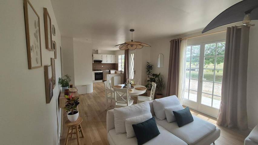 Location de vacances pour 4 personnes, avec Terrasse et Jardin à Cheverny