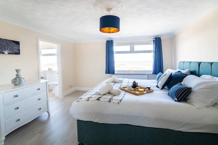 Stunning Sea View Penthouse - 2 Bedroom - 2 Bathr in Gorleston, Great Yarmouth