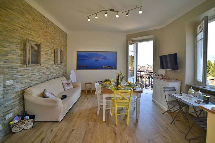 Ferienwohnung für 4 Personen, mit Balkon am Lago Maggiore