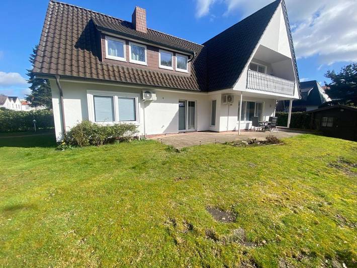 Ferienwohnung für 8 Personen, mit Terrasse und Garten sowie Ausblick in Oldenburg