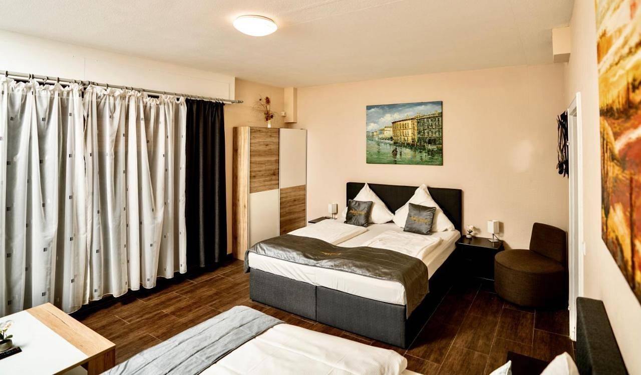 Parkhotel Lindenhof - Kostenlose Parkplätze in Offenbach, Südhessen