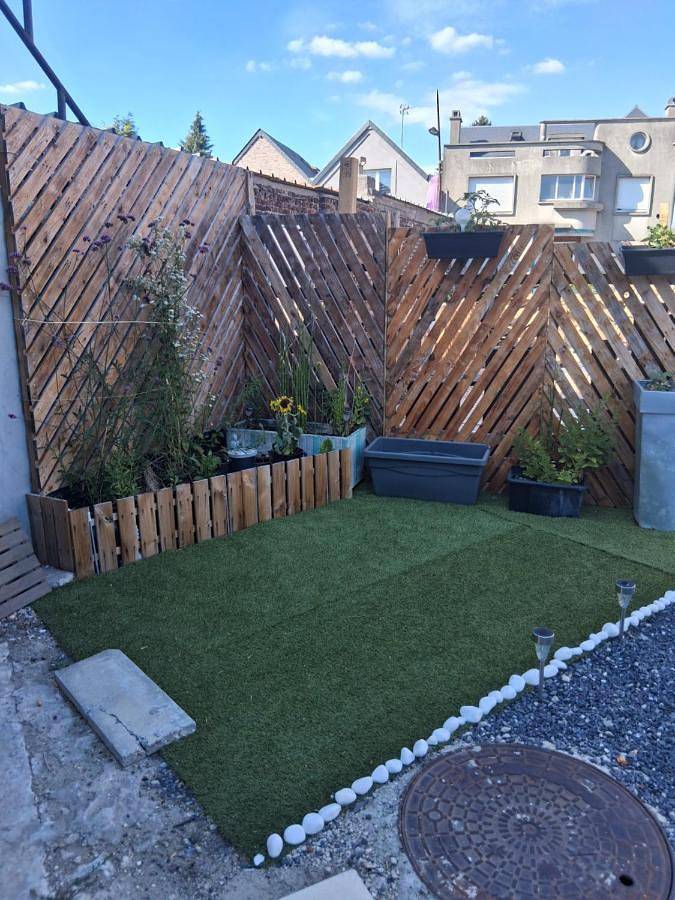 Gîte pour 2 personnes, avec vue et terrasse à Aulnoye-Aymeries - 4