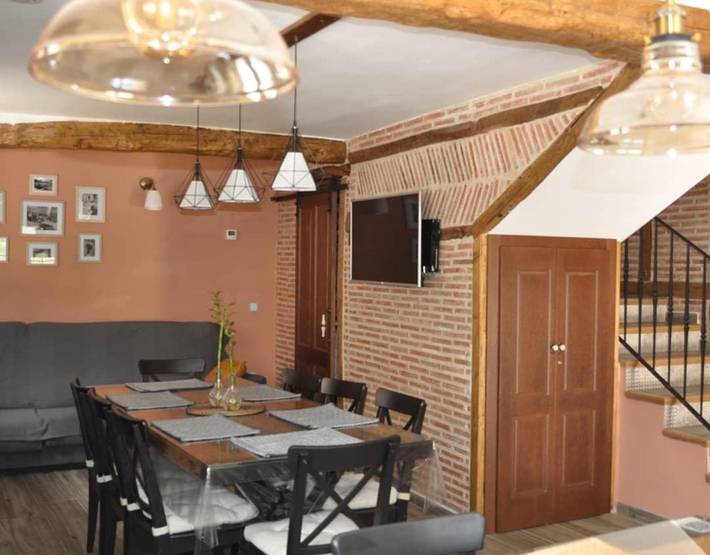 Chalet para 4 personas, con jacuzzi, Se admiten mascotas en Provincia de Burgos - 2