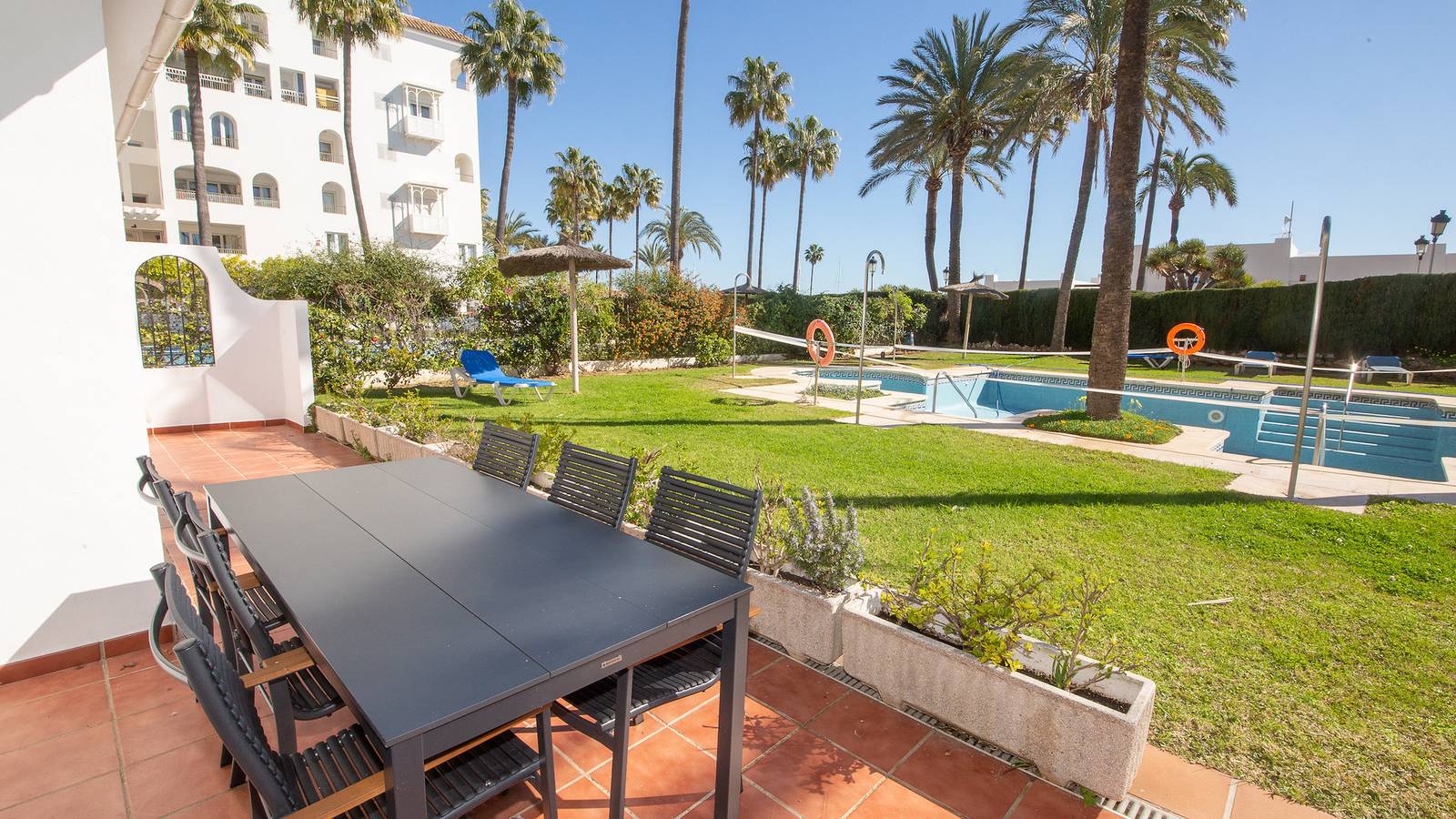 Entire apartment, Marina Real 504 in Playa Gaviotas, Manilva