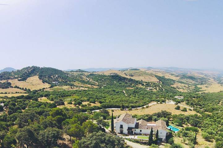 Holiday rental for 12 people, with Balcony and Hot tub as well as Garden in Gaucín