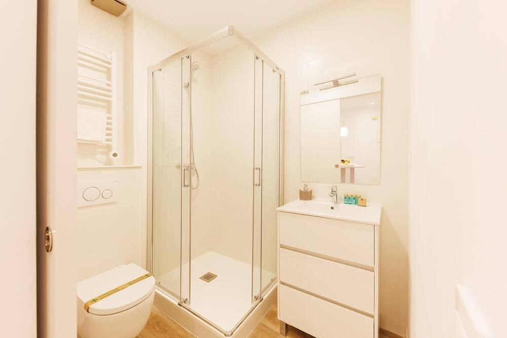 Apartamento entero, Auriga - Apartamento vacacional en Girona | Bravissimo in Gerona, Gironés