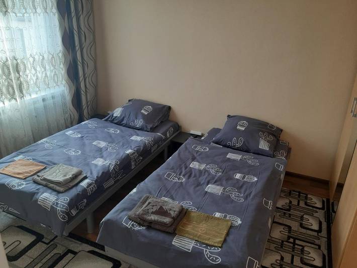 Ferienwohnung für 2 Personen, mit Terrasse und Garten sowie Ausblick in Gößnitz