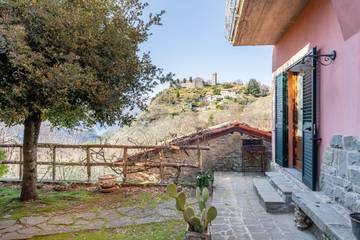 Agriturismo per 3 Persone in Molazzana, Parco Regionale delle Alpi Apuane, Foto 4