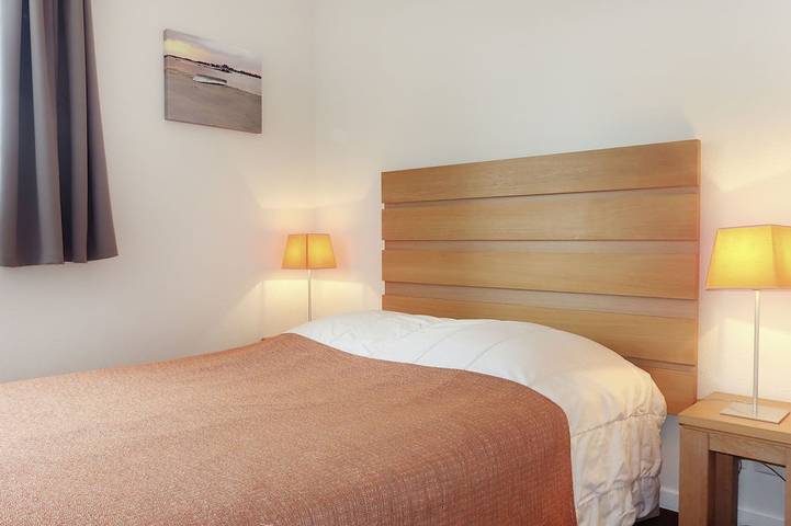 Gîte pour 6 personnes, avec piscine ainsi que sauna et balcon, animaux acceptés dans Golf Club des Sables d'Or - 2